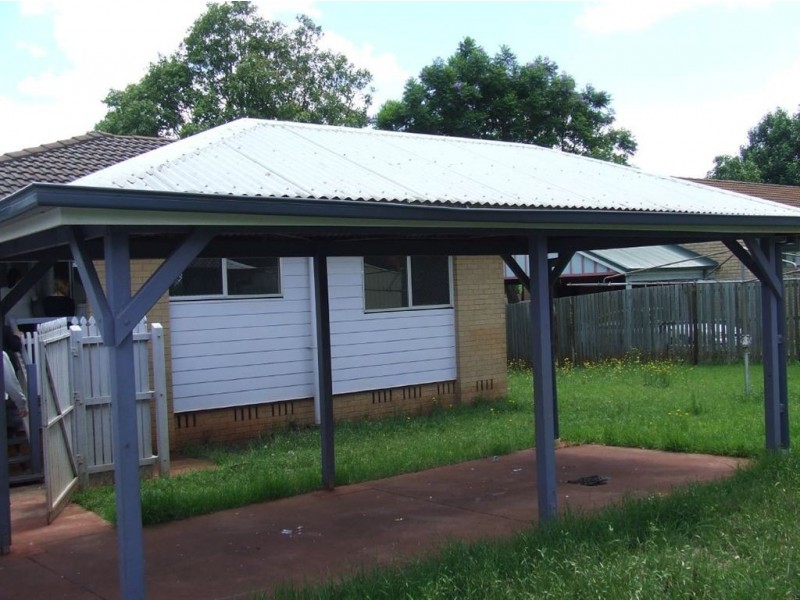 8 Kenora Court, Rockville QLD 4350