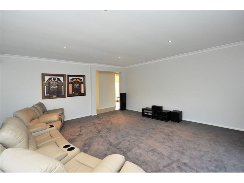37 Federation Drive, Highfields QLD 4352