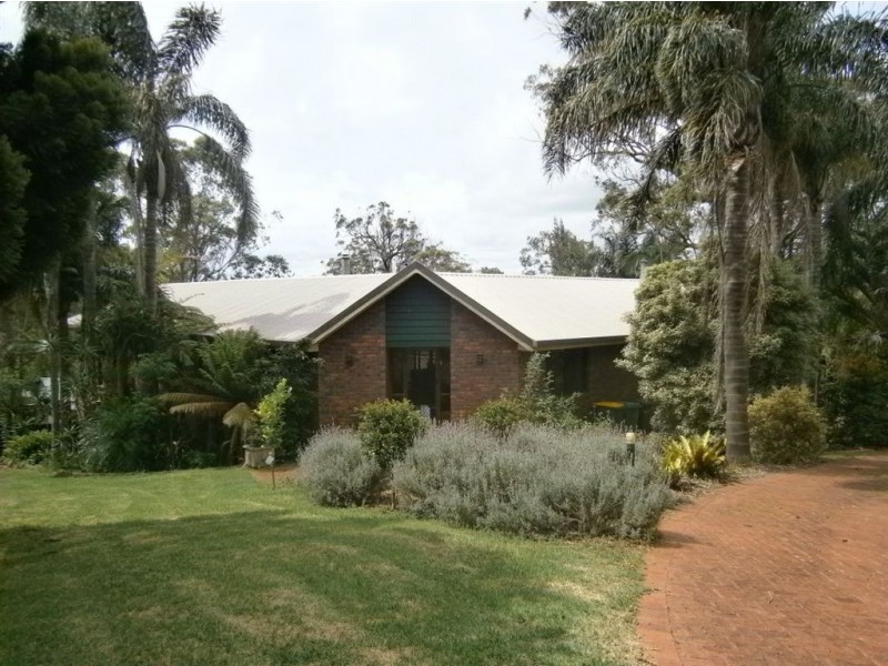 26 Murphys Creek Road, Blue Mountain Heights QLD 4350