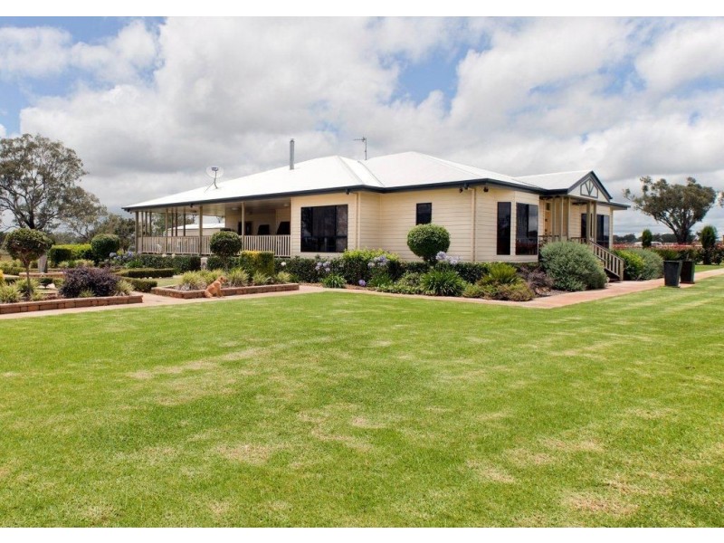 163 Acres, Toowoomba QLD 4350