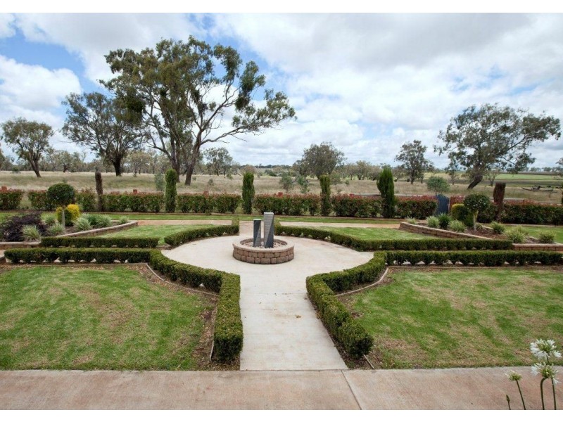 163 Acres, Toowoomba QLD 4350