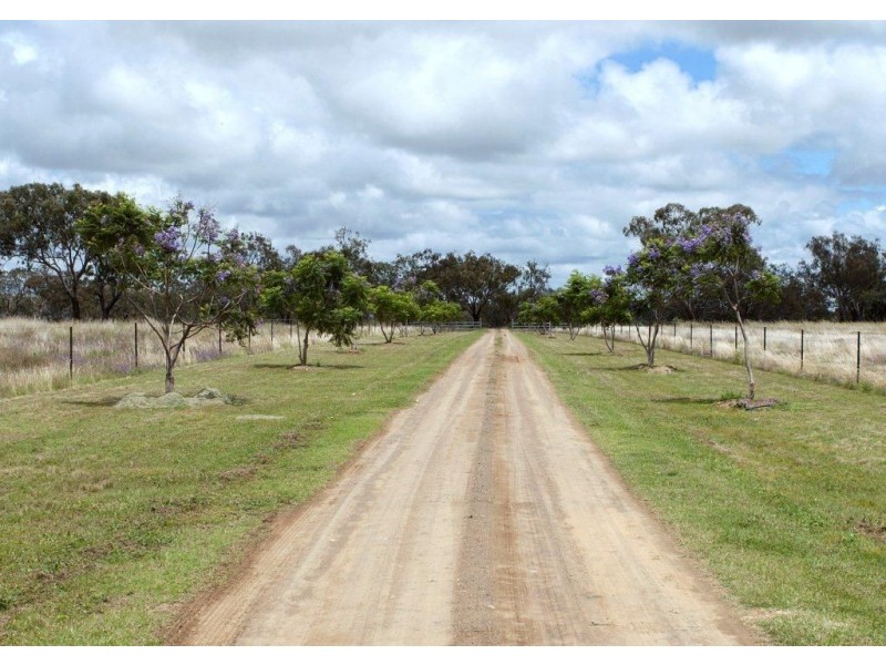 163 Acres, Toowoomba QLD 4350