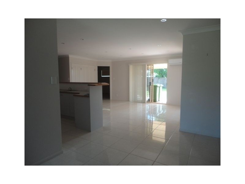 15 Emma Drive, Kearneys Spring QLD 4350