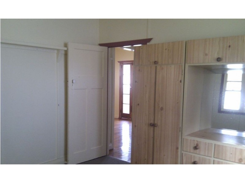 9 Windmill Street, South Toowoomba QLD 4350