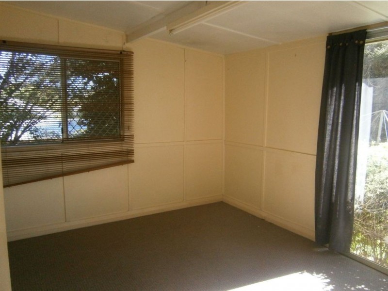 9 Windmill Street, South Toowoomba QLD 4350