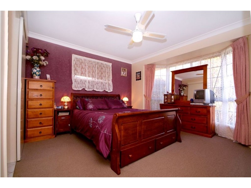 33 Redwood Street, Newtown QLD 4350