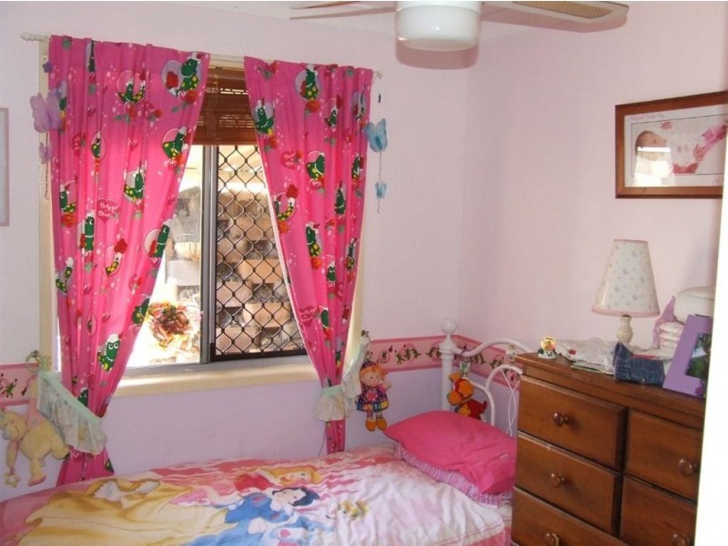 33 Redwood Street, Newtown QLD 4350