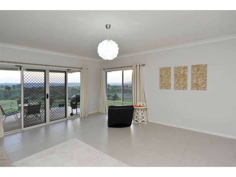 37 Federation Drive, Highfields QLD 4352