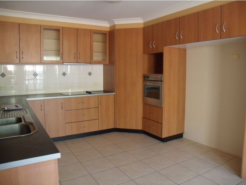 10 Maggie Court, Middle Ridge QLD 4350