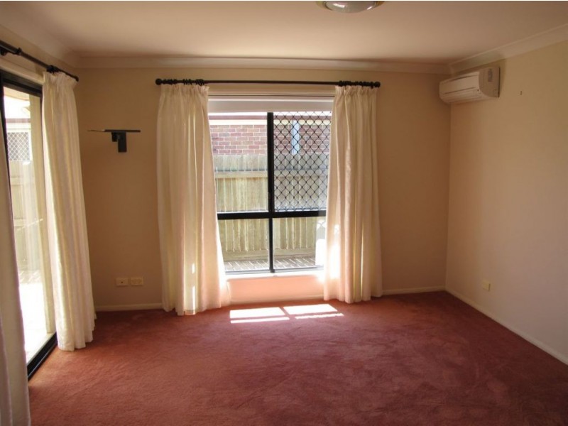 10 Maggie Court, Middle Ridge QLD 4350