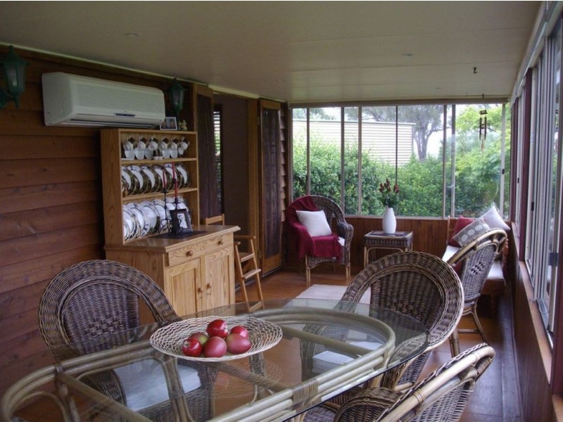 48 Woodlands Road, Greenmount QLD 4359