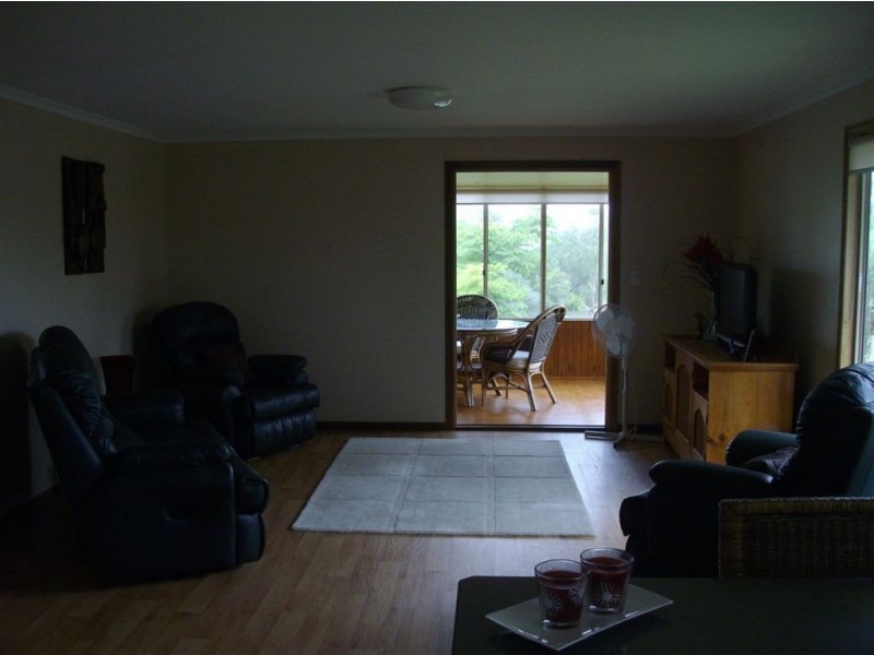 48 Woodlands Road, Greenmount QLD 4359