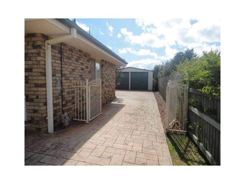 15 Emma Drive, Kearneys Spring QLD 4350