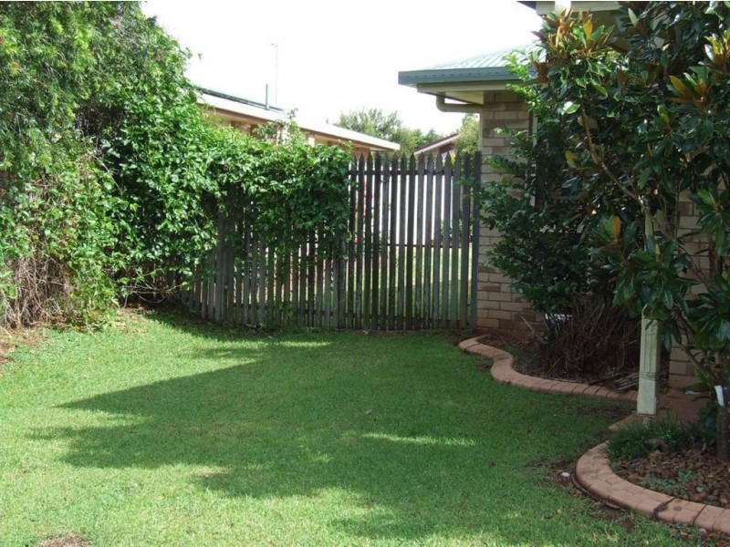 6 Malt court, Kearneys Spring QLD 4350