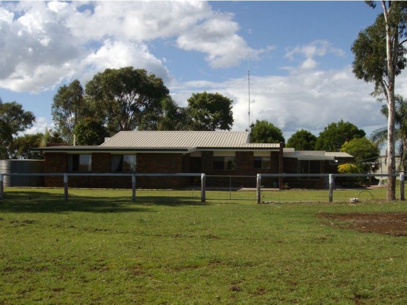 56 Newport Road, Headington Hill QLD 4361