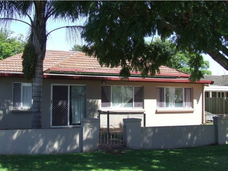 37 Justin Street, Harristown QLD 4350