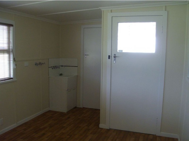 23 Free Street, Nobby QLD 4360