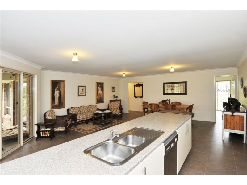 14 1/2 ac Eastside, Toowoomba QLD 4350