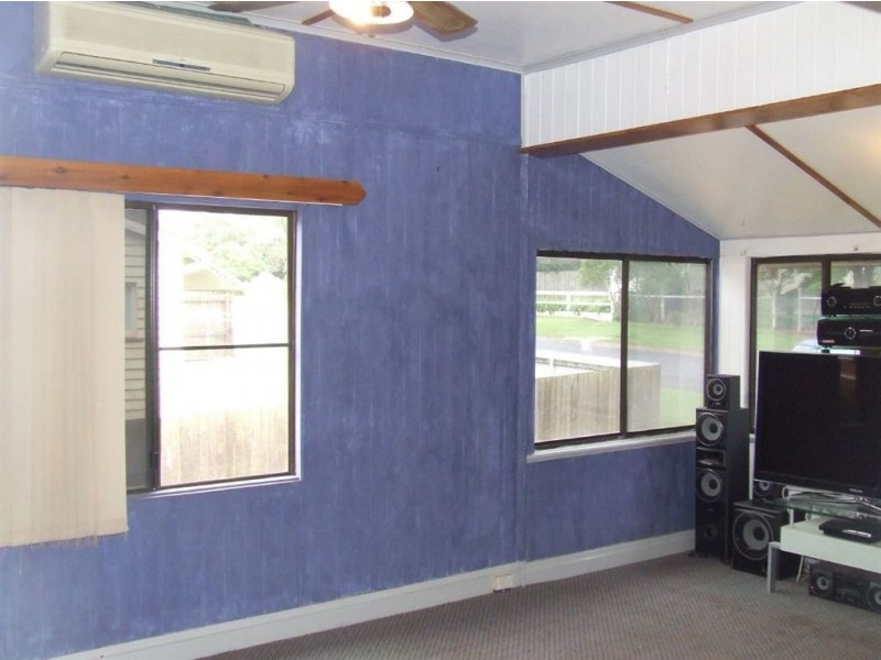 13 Waverley Street, North Toowoomba QLD 4350