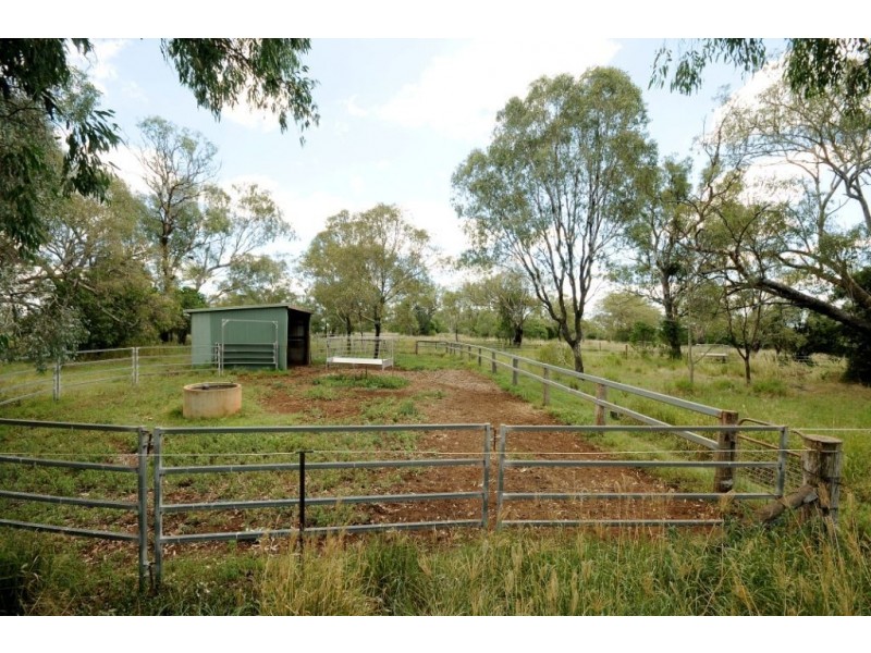 164 E Drews Road, Westbrook QLD 4350