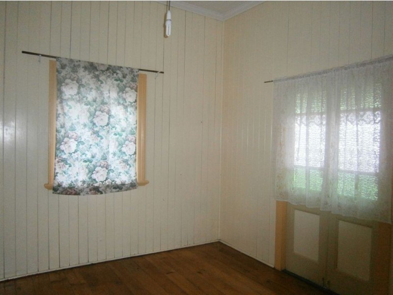 151 North Street, Rockville QLD 4350