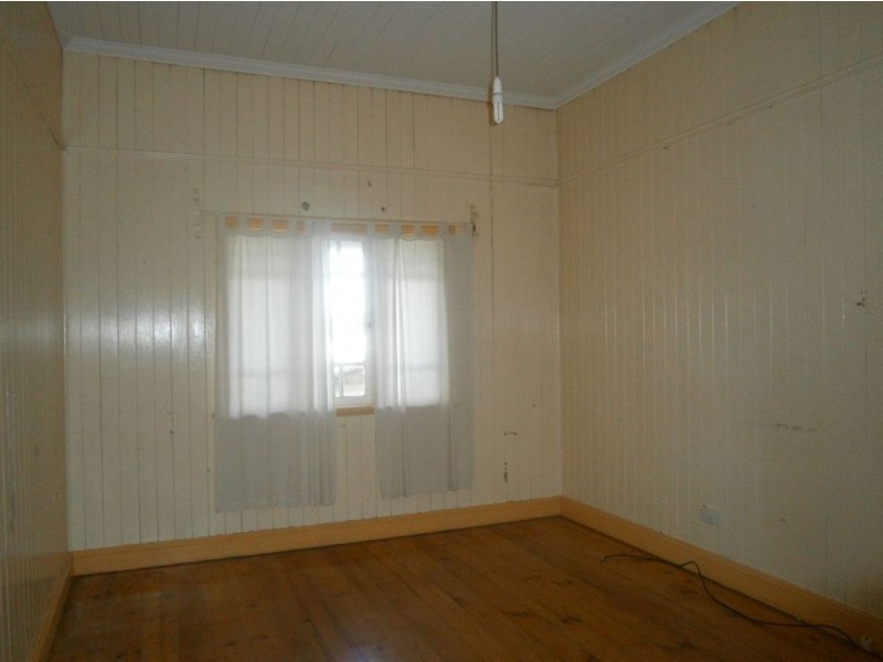 151 North Street, Rockville QLD 4350