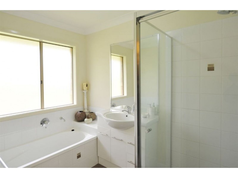 14 1/2 ac Eastside, Toowoomba QLD 4350