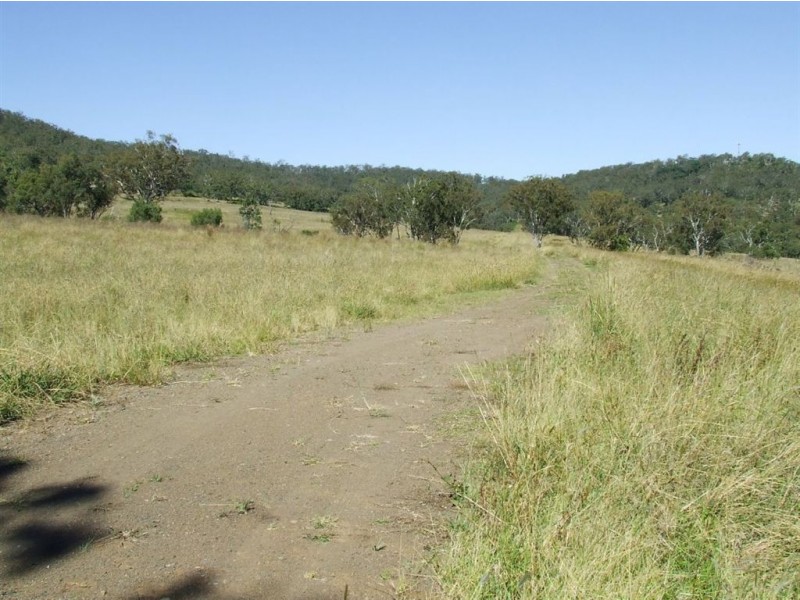 815 & 822 Volkers Lane, Mount Rascal QLD 4350