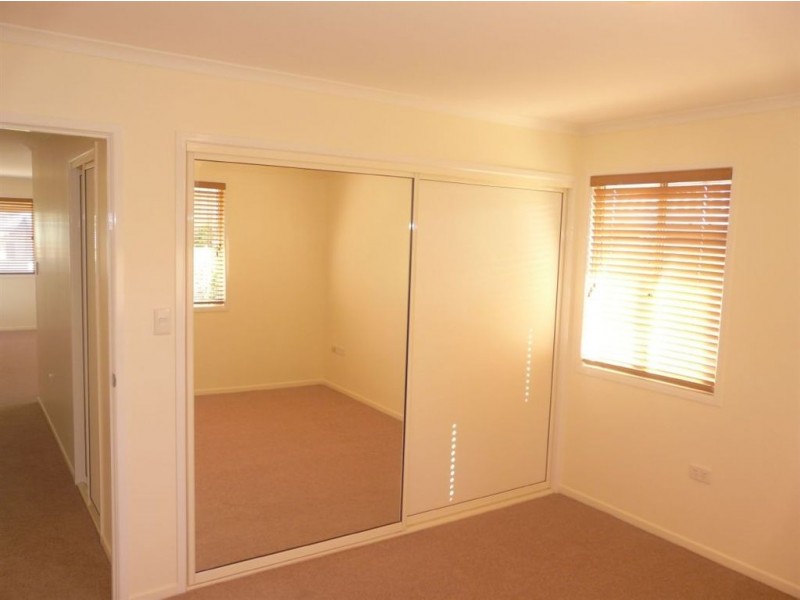 45/303 Spring Street, Kearneys Spring QLD 4350