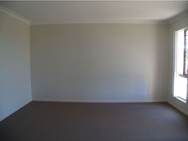 4 McMorrow Street, Kearneys Spring QLD 4350