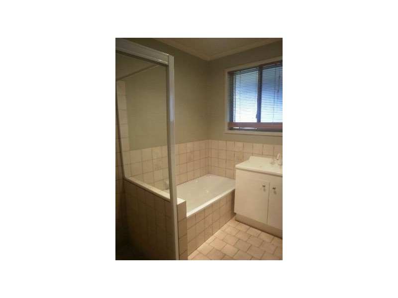 3 Croydon Street, Harristown QLD 4350