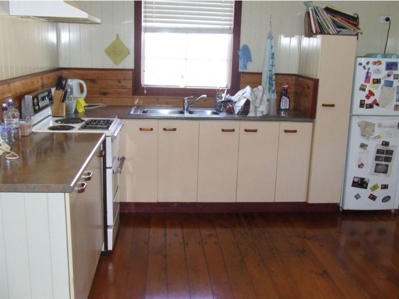 748 Ruthven Street, South Toowoomba QLD 4350