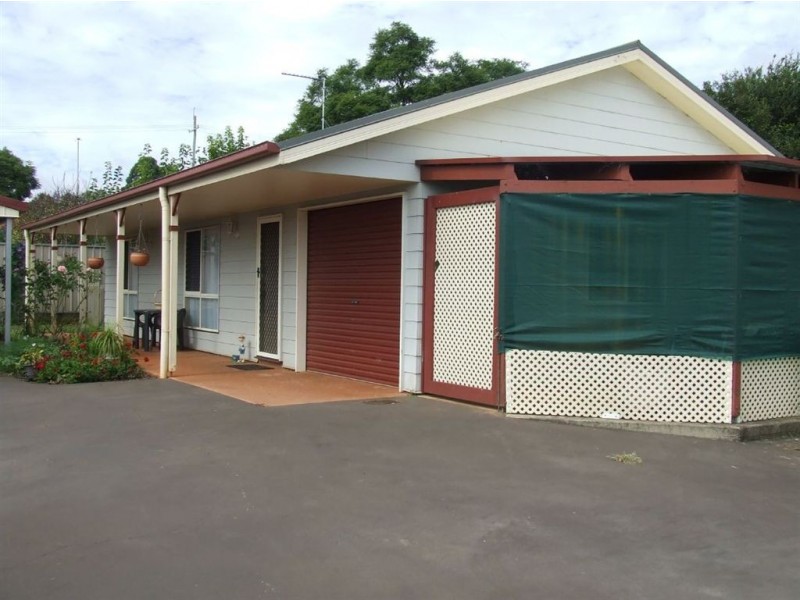 748 Ruthven Street, South Toowoomba QLD 4350