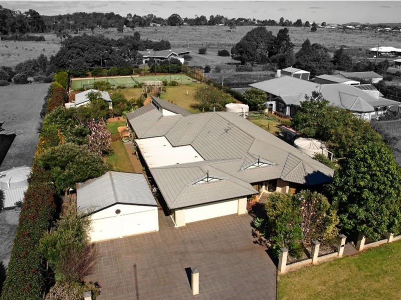 5 Charmaine Court, Highfields QLD 4352