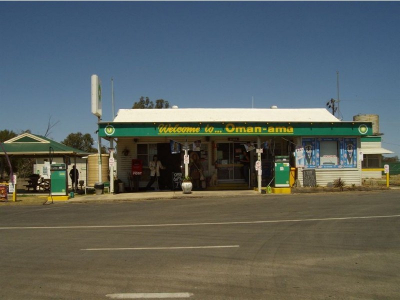 Oman Ama Road House, Oman Ama QLD 4352