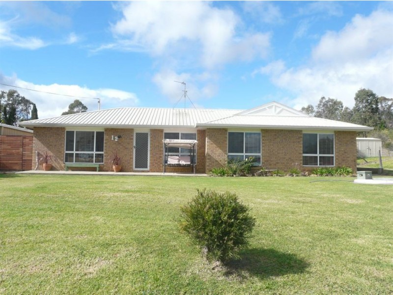 12 Garrett Road, Meringandan QLD 4352