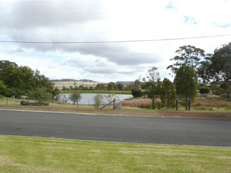12 Garrett Road, Meringandan QLD 4352