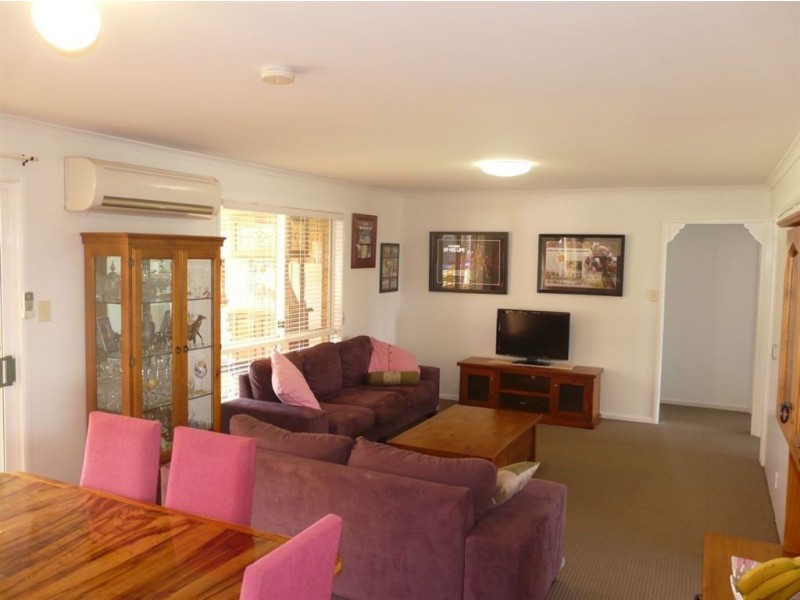 12 Garrett Road, Meringandan QLD 4352