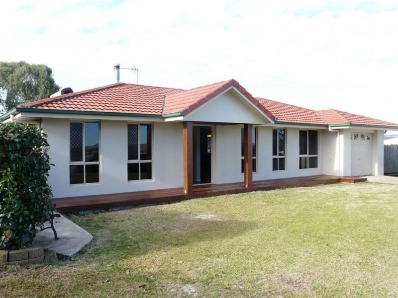 22 Schloss Court, Westbrook QLD 4350