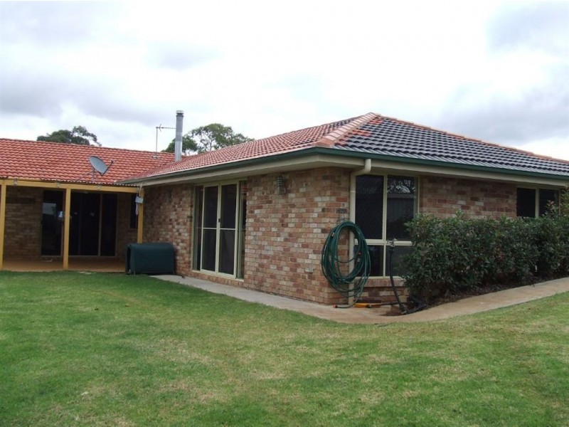 22 Schloss Court, Westbrook QLD 4350