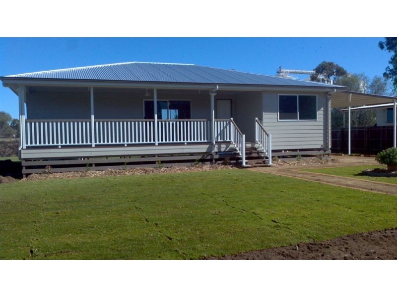 8 Ramsay Street, Cambooya QLD 4358