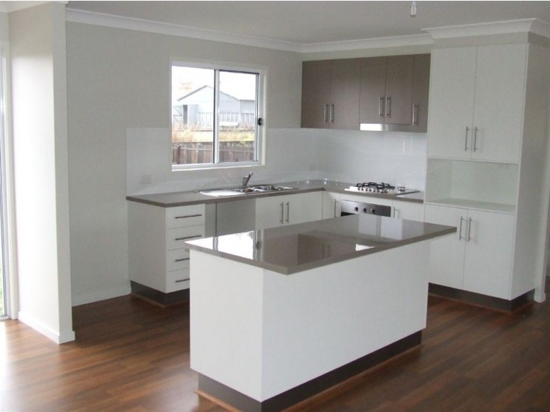 8 Ramsay Street, Cambooya QLD 4358