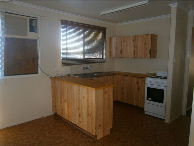 102 Main Street, Westbrook QLD 4350