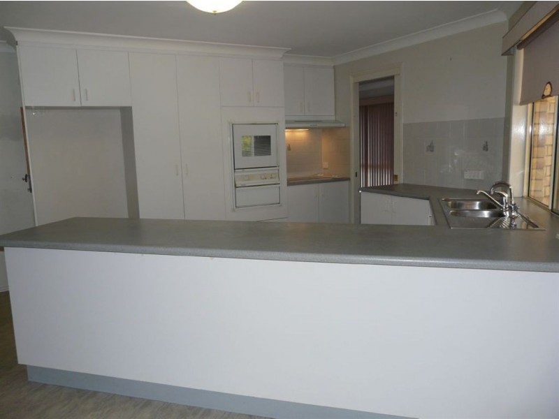 32 Rebwonga Street, Kingsthorpe QLD 4400