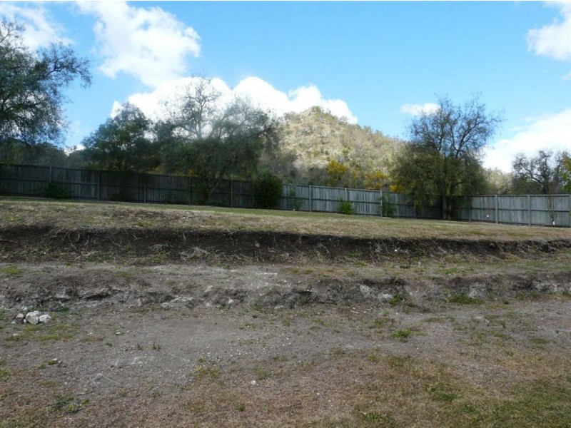 32 Rebwonga Street, Kingsthorpe QLD 4400