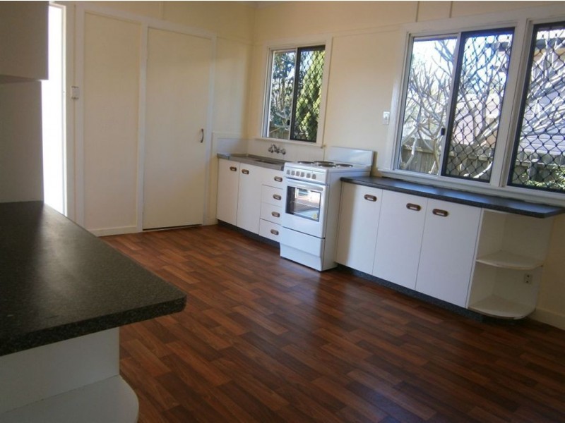 11 Kelly Street, Harlaxton QLD 4350