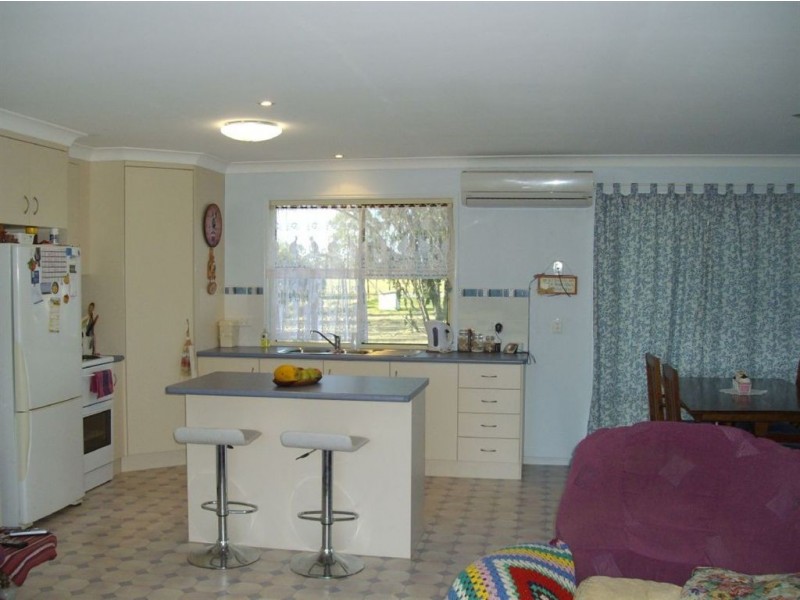 71 Jimbour Street, Jandowae QLD 4410