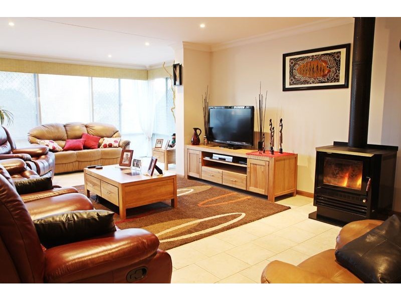 3 McCubbin Street, Wilsonton QLD 4350