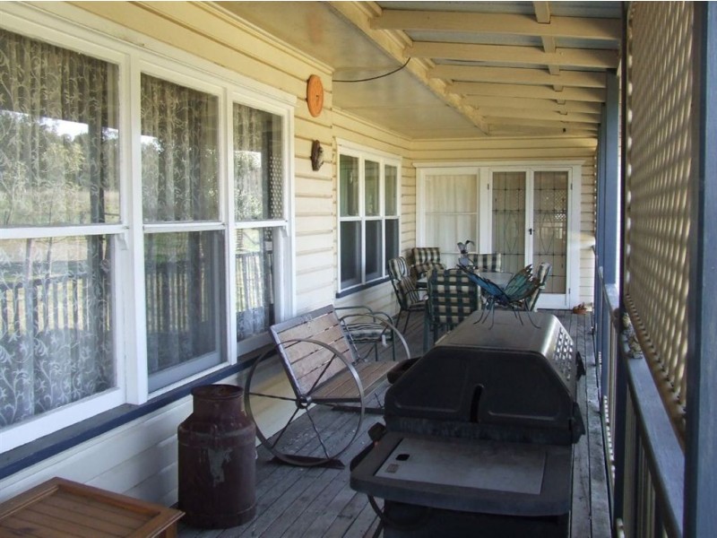 9 Troys Road, Charlton QLD 4350