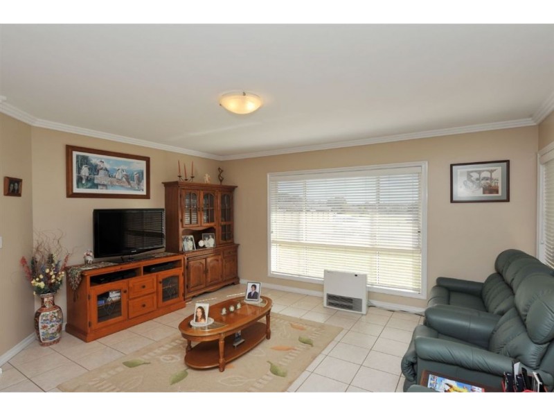 23 Bridget Court, Middle Ridge QLD 4350